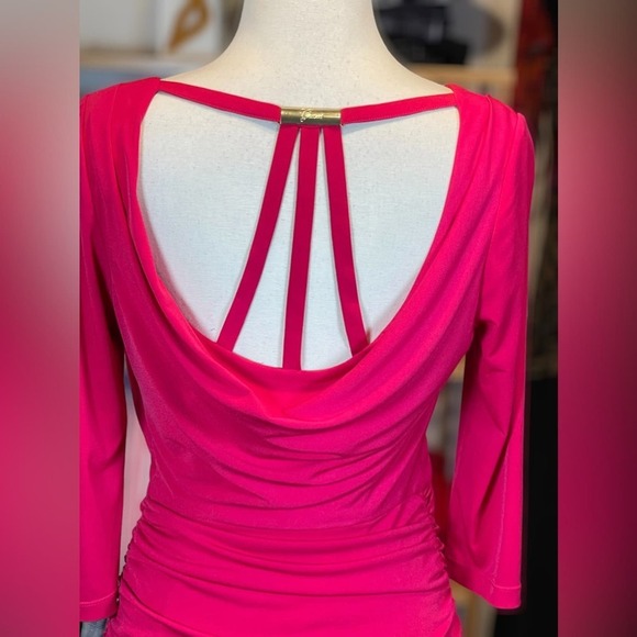 GUESS ~ Magenta Pink Bodycon Dress w/ Ruching and Amazing Back Detail ~ Size 6 - Picture 9 of 14
